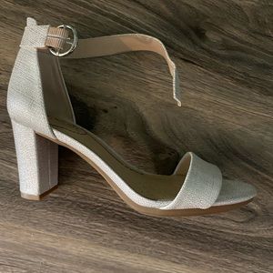 Life stride heels
